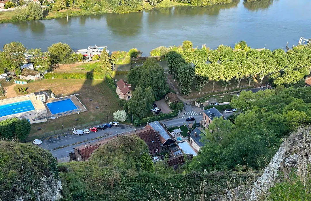 Villa du Vieux Château-1